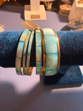 Chico's New Aqua Blue Shell Inlay Brass Bangle Bracelet Set - Set of 5